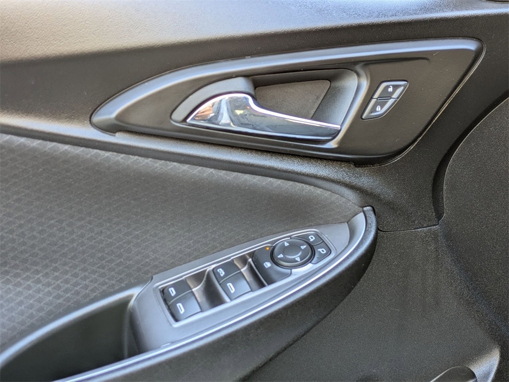 Thumbnail: 2023 Chevrolet Malibu - 13