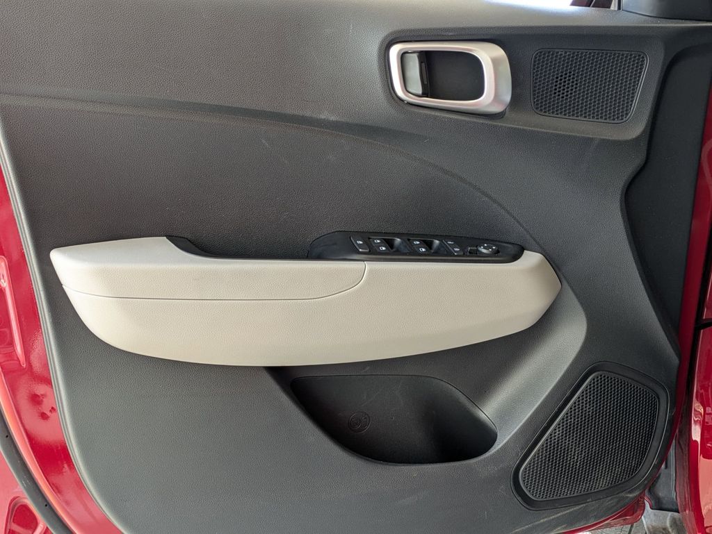 Thumbnail: 2025 Hyundai Venue - 11