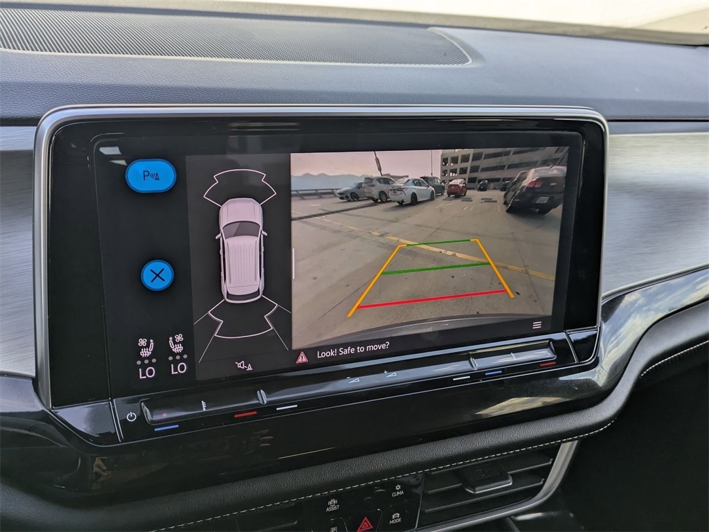 Thumbnail: 2025 Volkswagen Atlas - 17