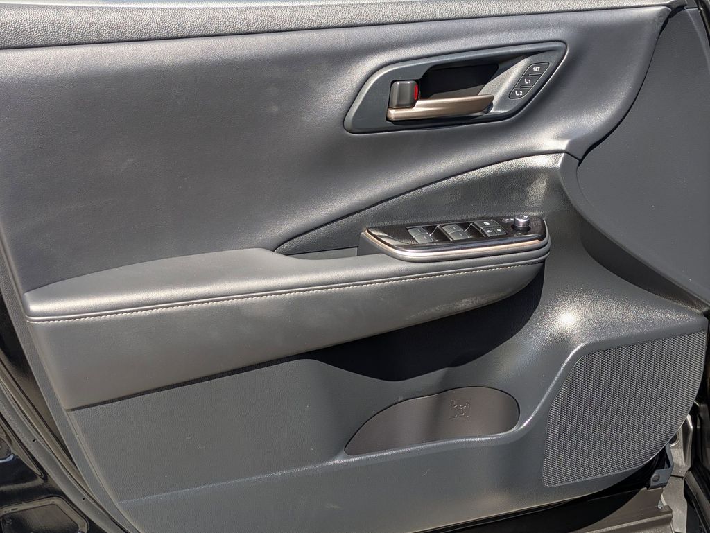 Thumbnail: 2024 Toyota Crown - 11