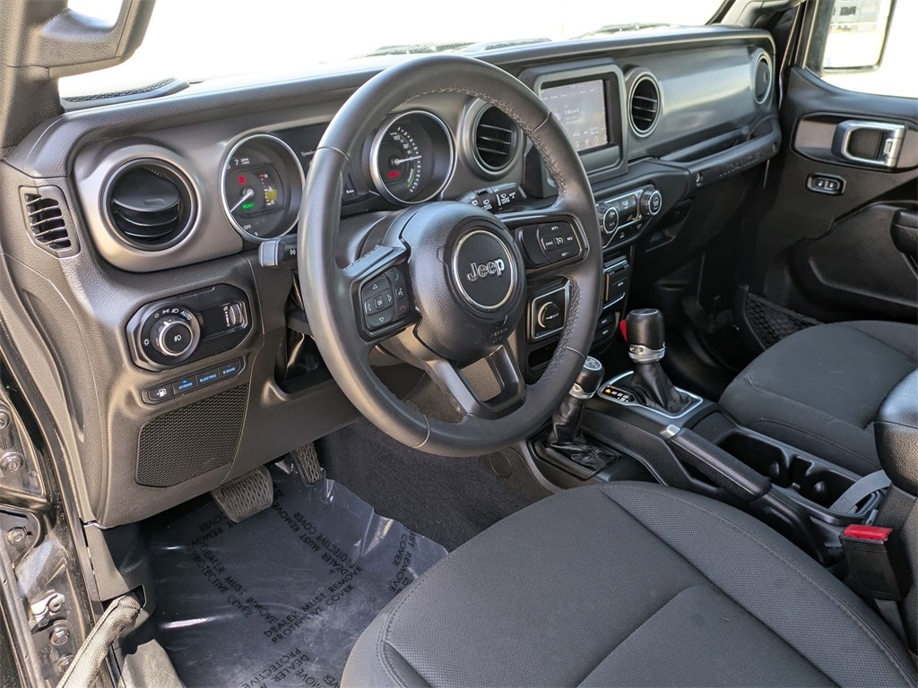 Thumbnail: 2023 Jeep Wrangler - 14