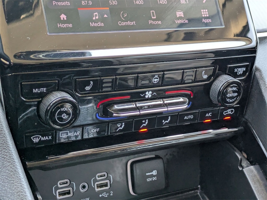 2023 Jeep Grand Cherokee Laredo 17