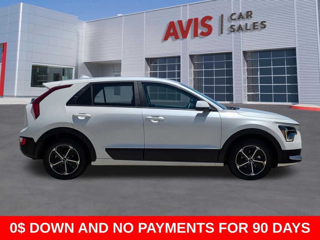 Thumbnail: 2025 Kia Niro - 5