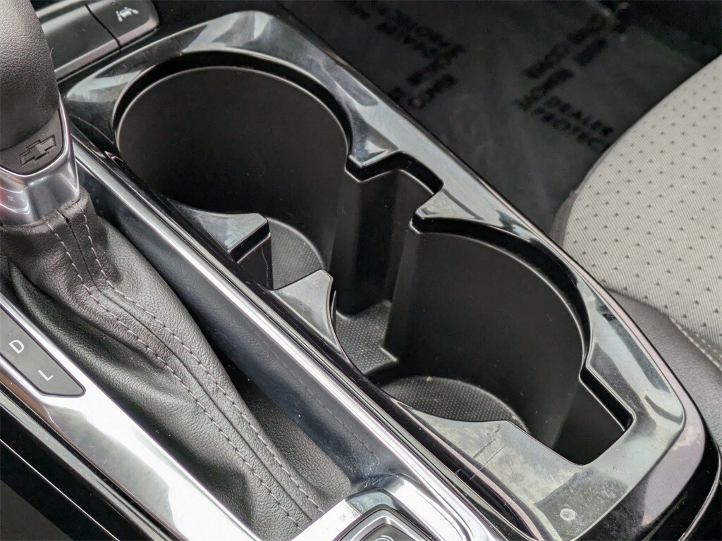 Thumbnail: 2025 Chevrolet Trax - 19