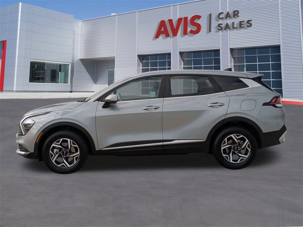 Thumbnail: 2023 Kia Sportage - 10