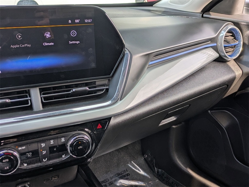 Thumbnail: 2025 Chevrolet Trax - 15