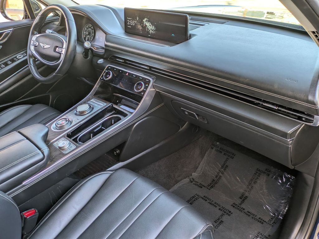 Thumbnail: 2024 Genesis GV80 - 29