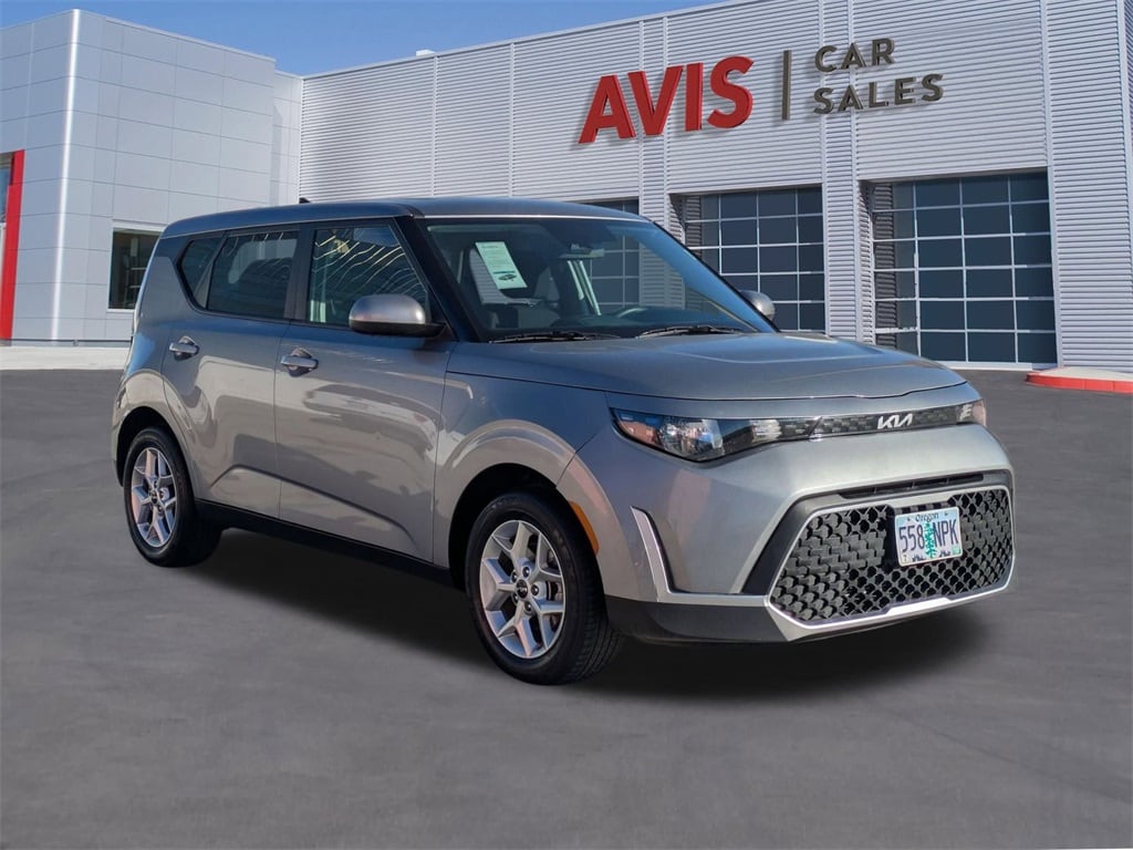 Thumbnail: 2023 Kia Soul - 3