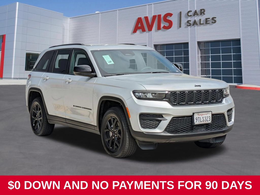 Thumbnail: 2025 Jeep Grand Cherokee - 3