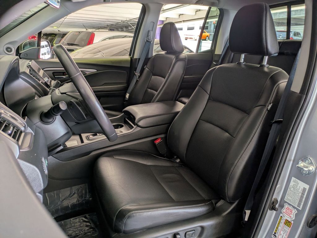 Thumbnail: 2025 Honda Ridgeline - 23