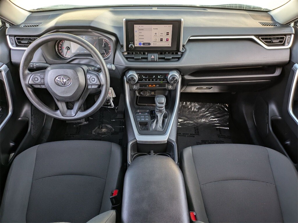 Thumbnail: 2024 Toyota RAV4 - 25