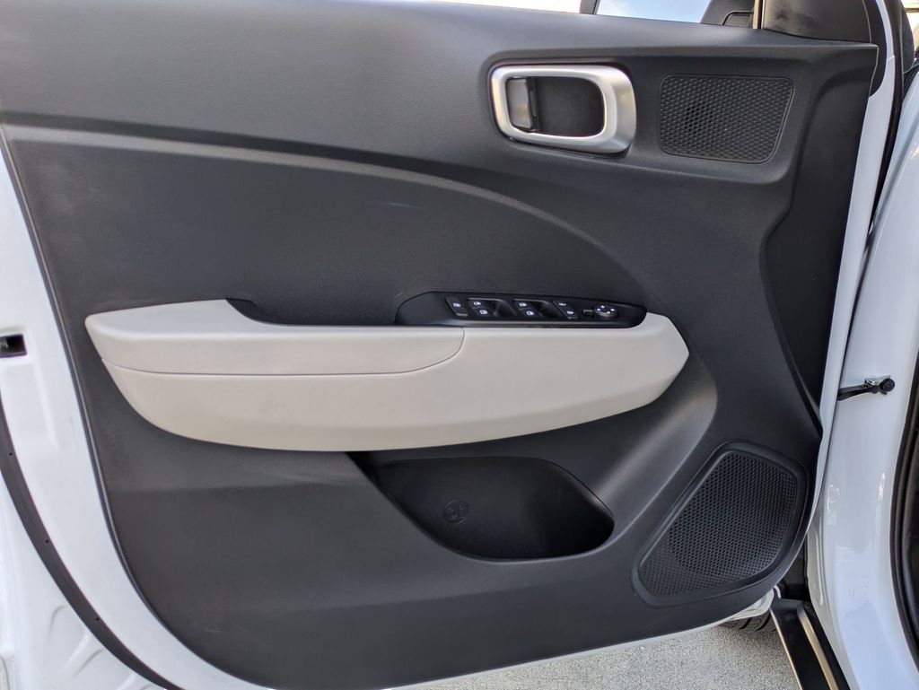 Thumbnail: 2025 Hyundai Venue - 11