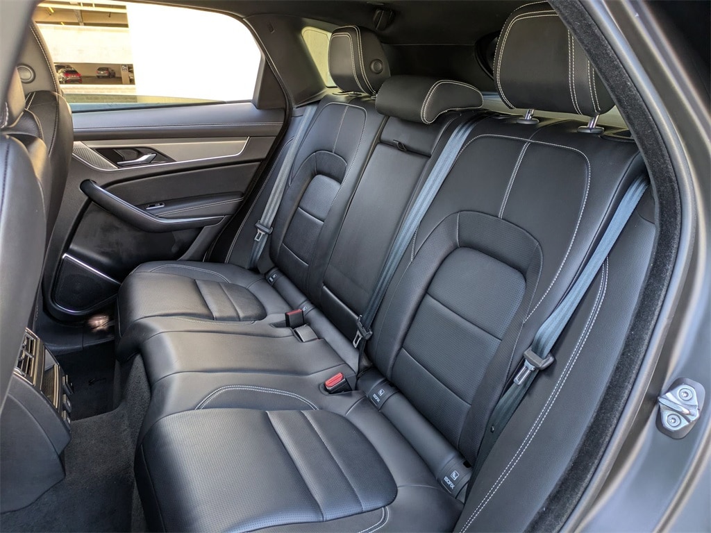 Thumbnail: 2024 Jaguar F-Pace - 24