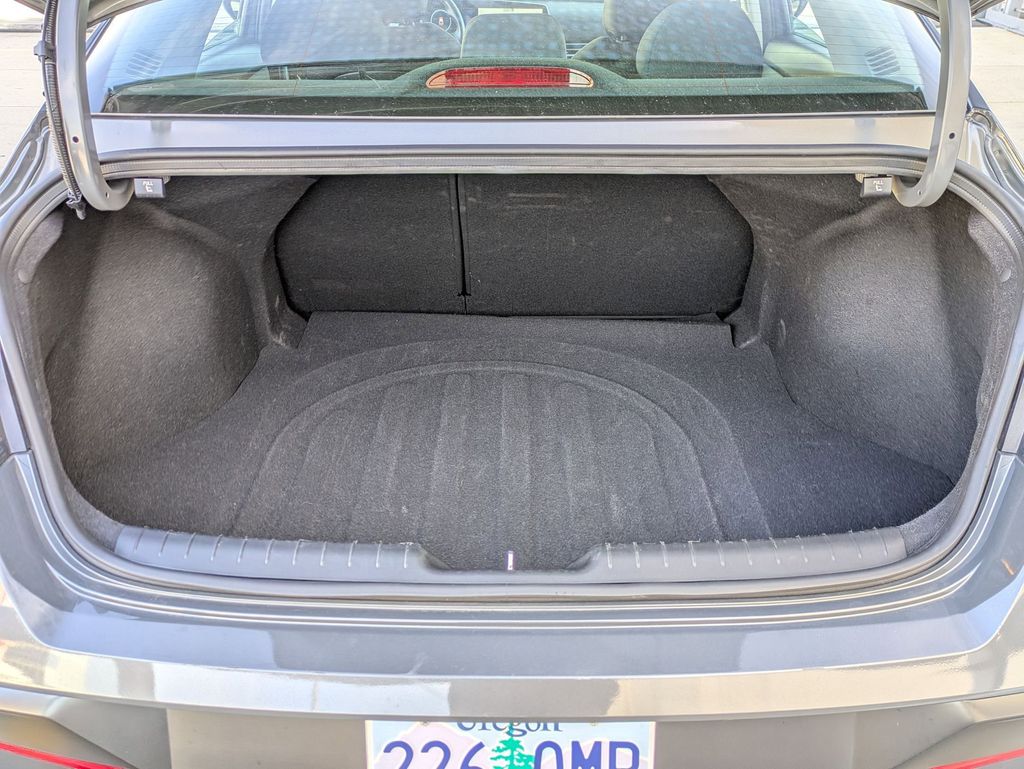 Thumbnail: 2025 Hyundai Elantra - 26