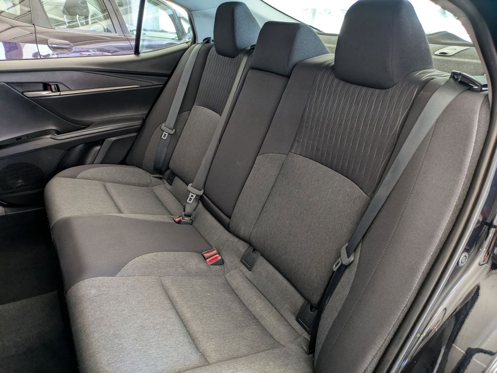 Thumbnail: 2025 Toyota Camry - 24