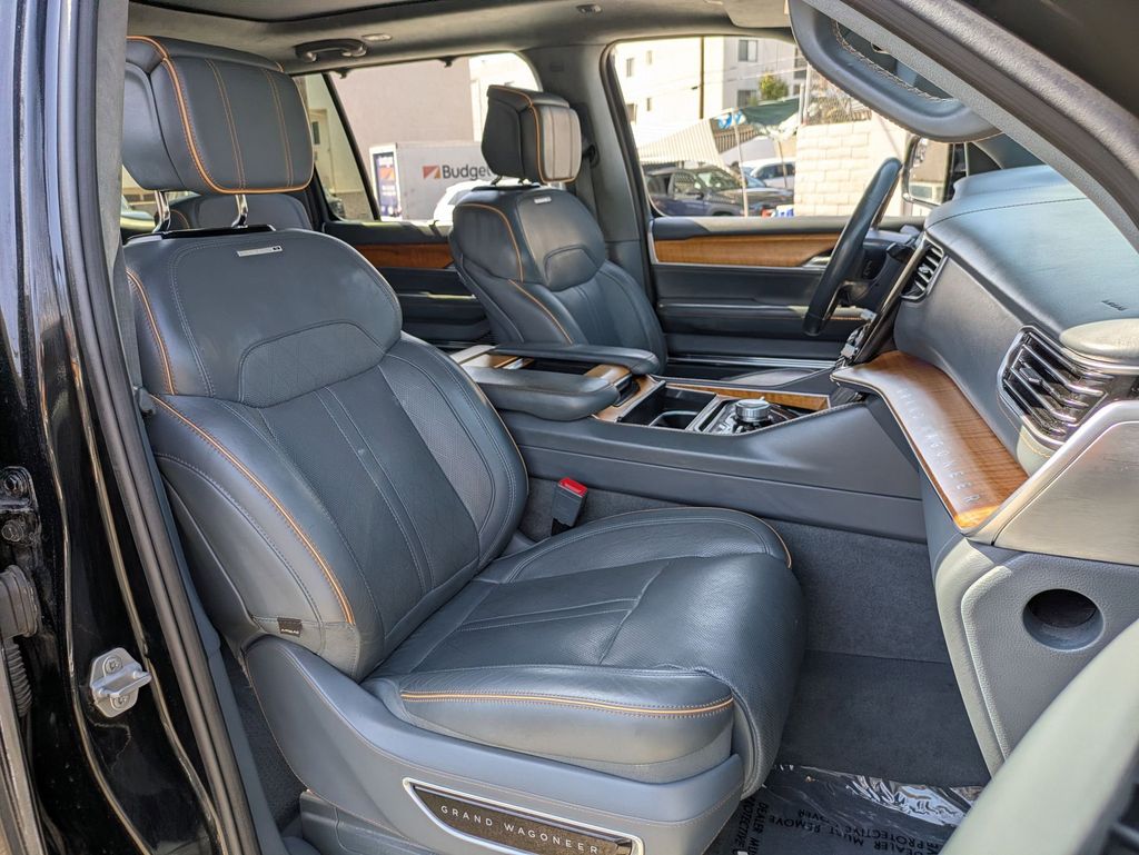 Thumbnail: 2023 Jeep Grand Wagoneer - 28