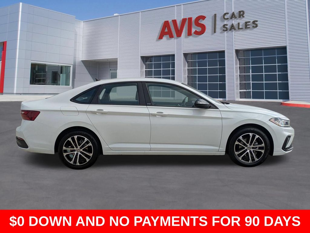 Thumbnail: 2025 Volkswagen Jetta - 5