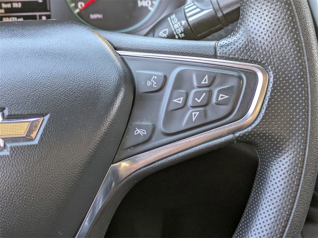 Thumbnail: 2023 Chevrolet Malibu - 21