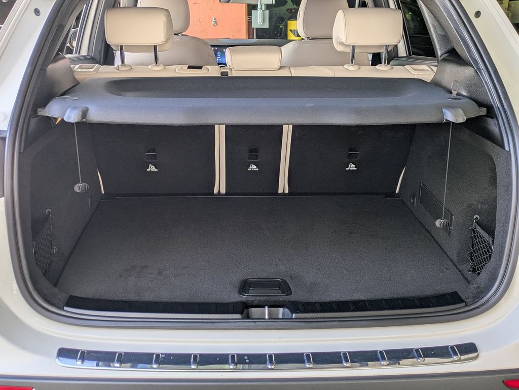 Thumbnail: 2025 Mercedes-Benz GLA - 26