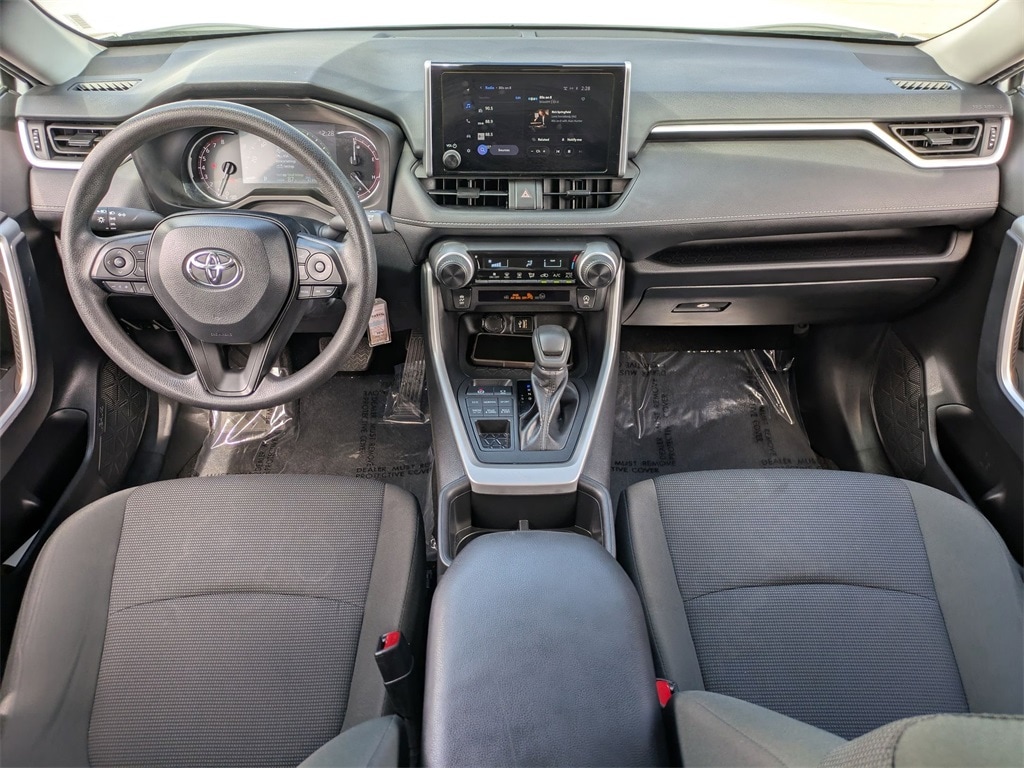 Thumbnail: 2024 Toyota RAV4 - 25
