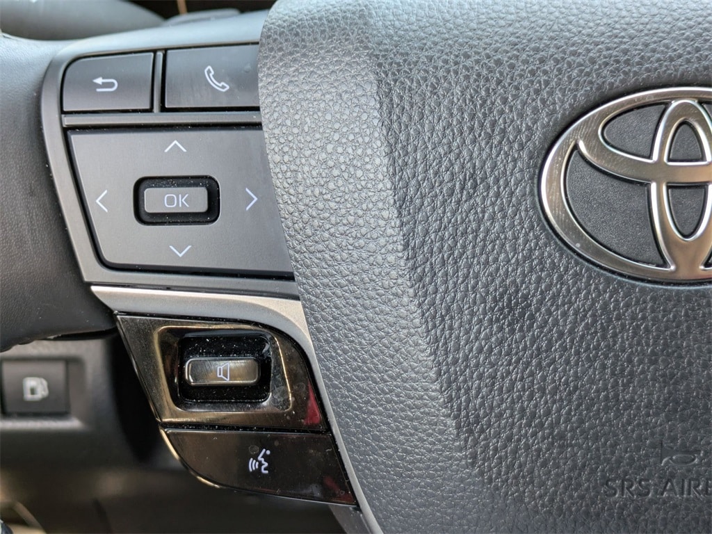 Thumbnail: 2025 Toyota Camry - 20