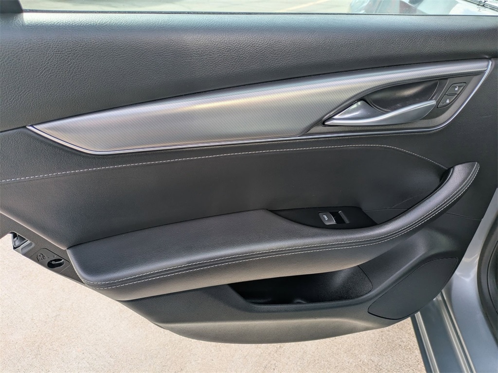 Thumbnail: 2023 Cadillac CT5 - 27