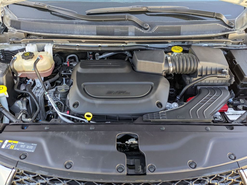 Thumbnail: 2024 Chrysler Pacifica - 30