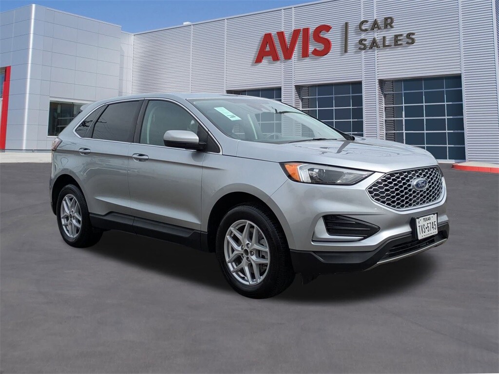 2024 Ford Edge SEL photo 3