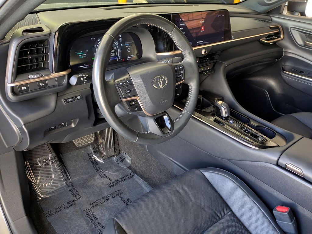 Thumbnail: 2024 Toyota Crown - 14