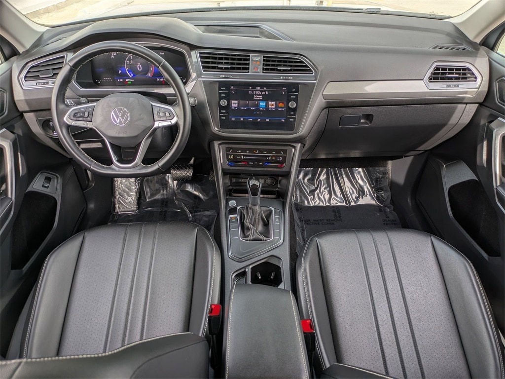 Thumbnail: 2024 Volkswagen Tiguan - 24
