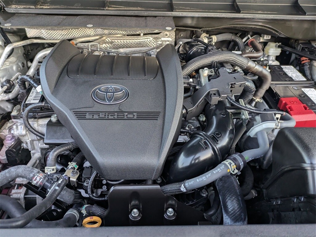 Thumbnail: 2024 Toyota Highlander - 36