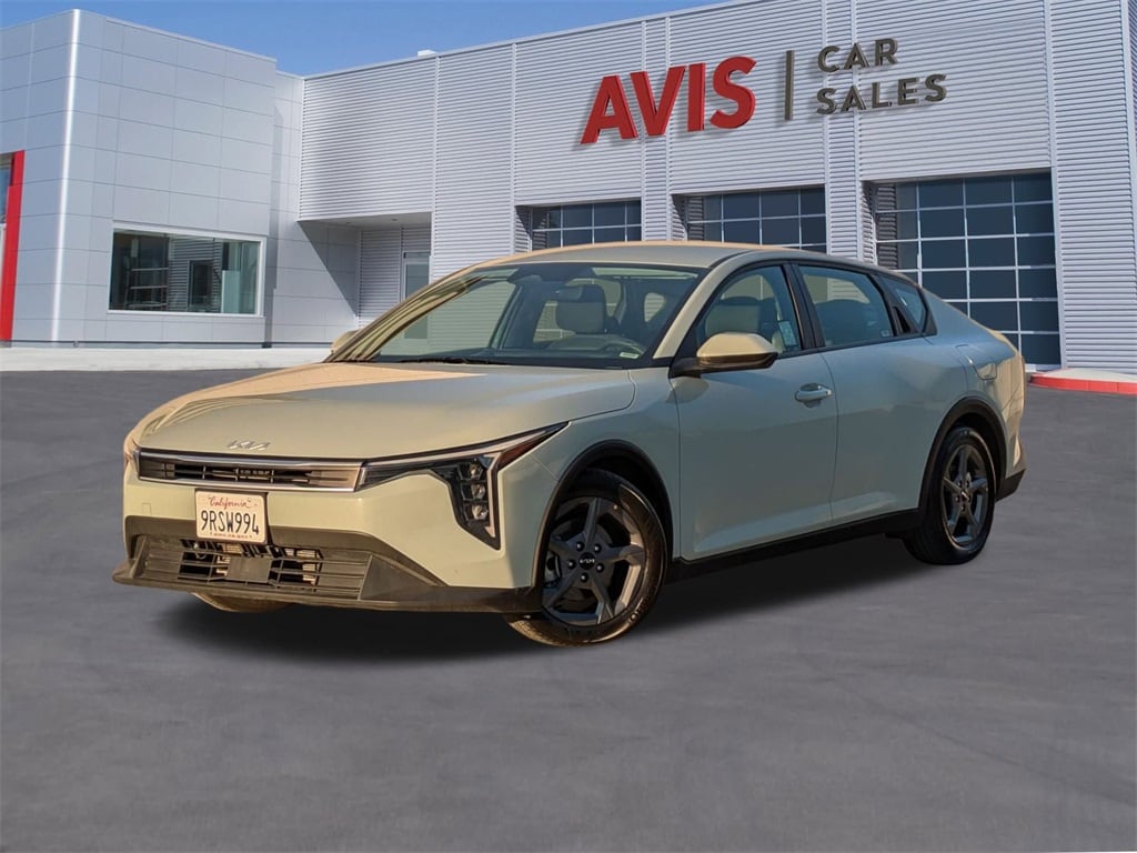2025 Kia K4 LXS