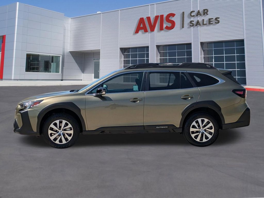 Thumbnail: 2025 Subaru Outback - 10