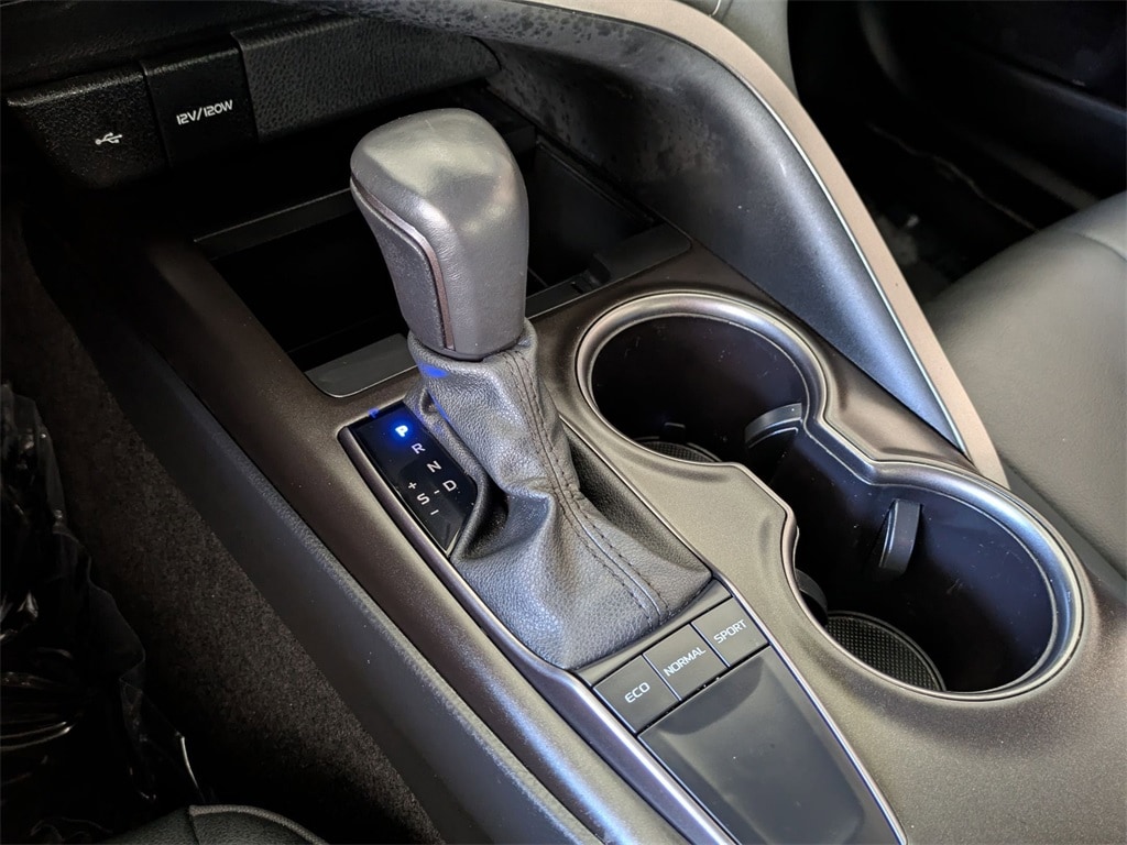 Thumbnail: 2024 Toyota Camry - 18