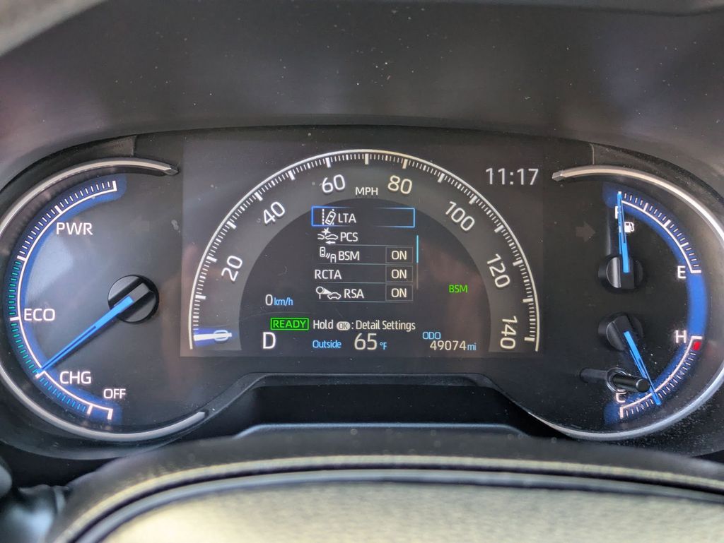 Thumbnail: 2025 Toyota RAV4 - 22