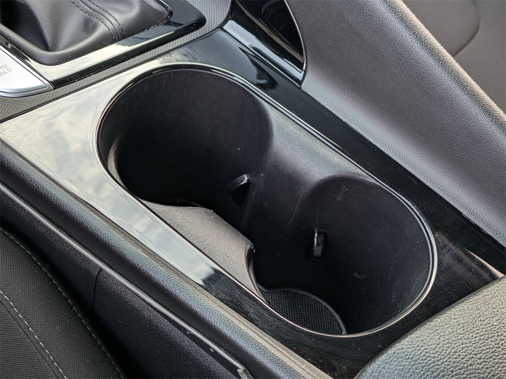 Thumbnail: 2025 Hyundai Elantra - 19