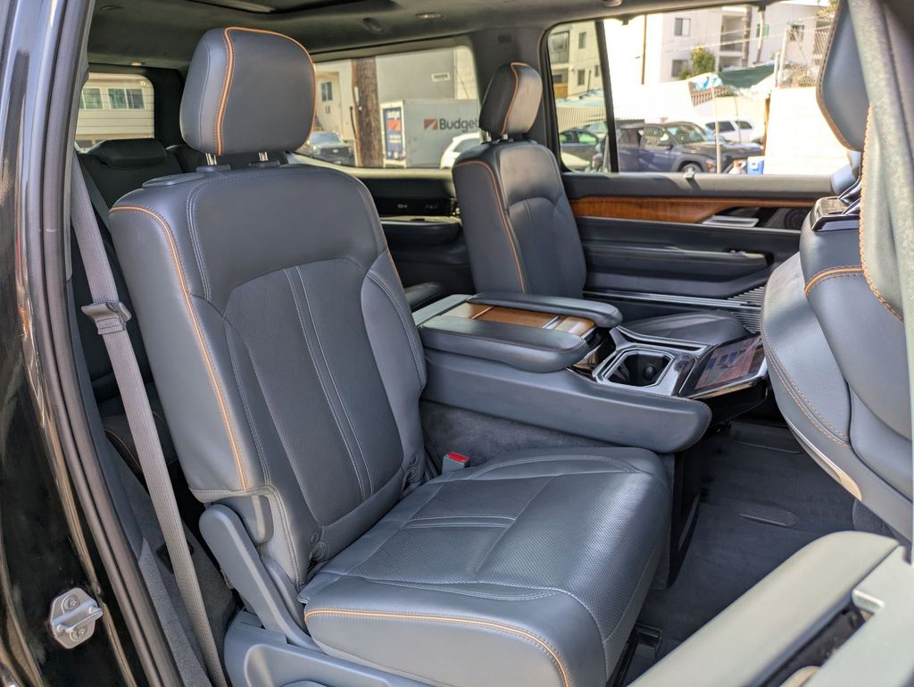 Thumbnail: 2023 Jeep Grand Wagoneer - 27