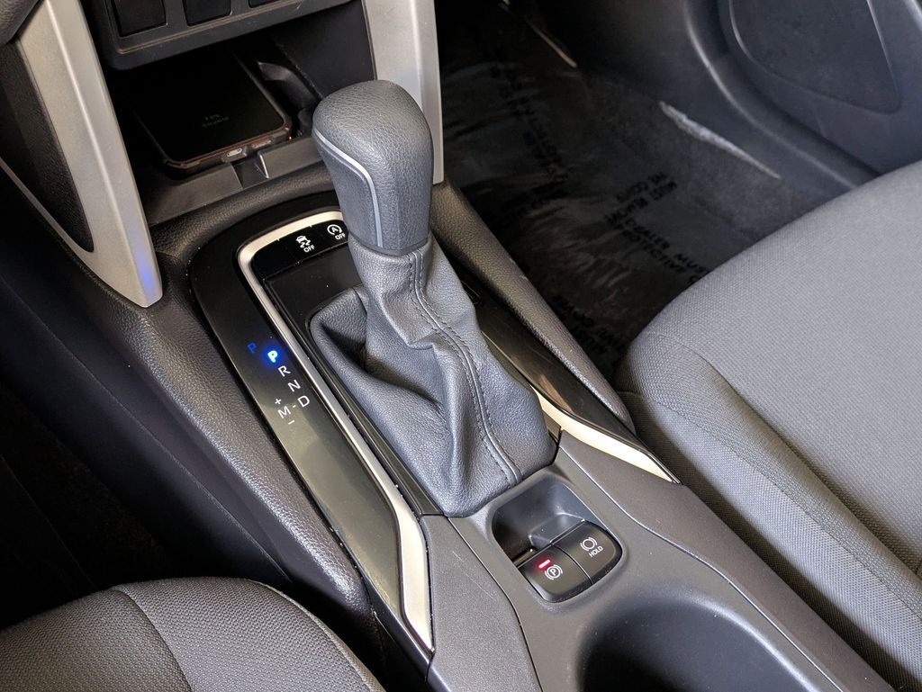 Thumbnail: 2025 Toyota Corolla Cross - 18