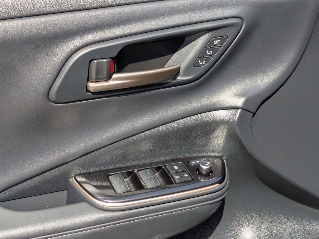 Thumbnail: 2024 Toyota Crown - 13