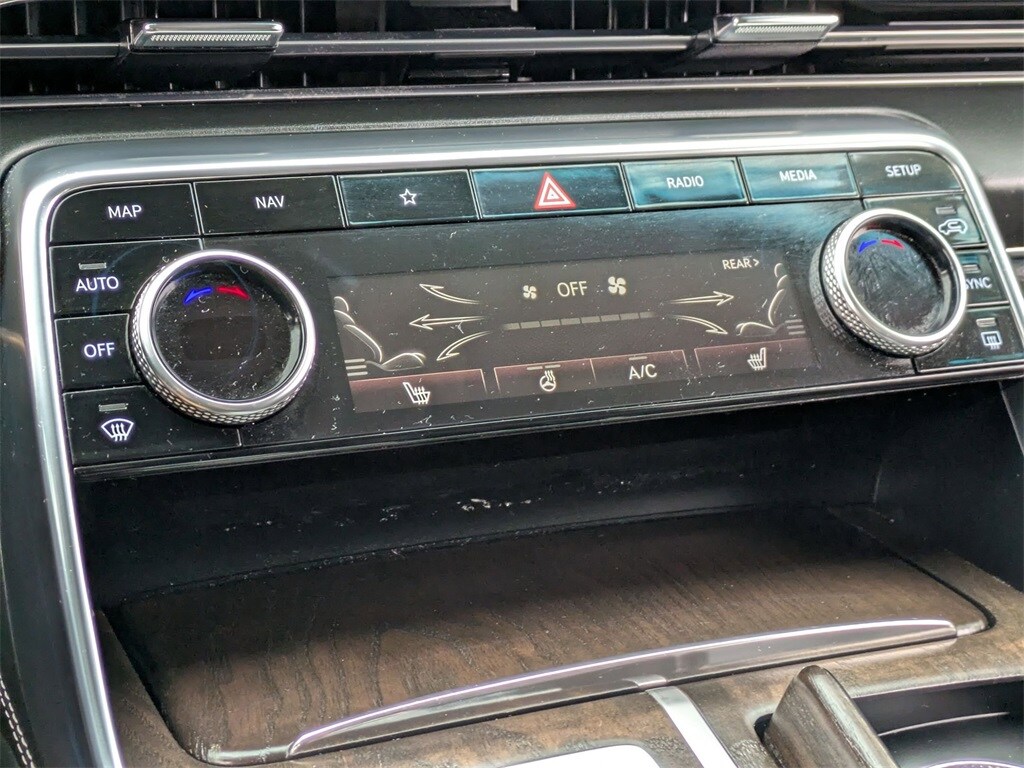 Thumbnail: 2024 Genesis GV80 - 17