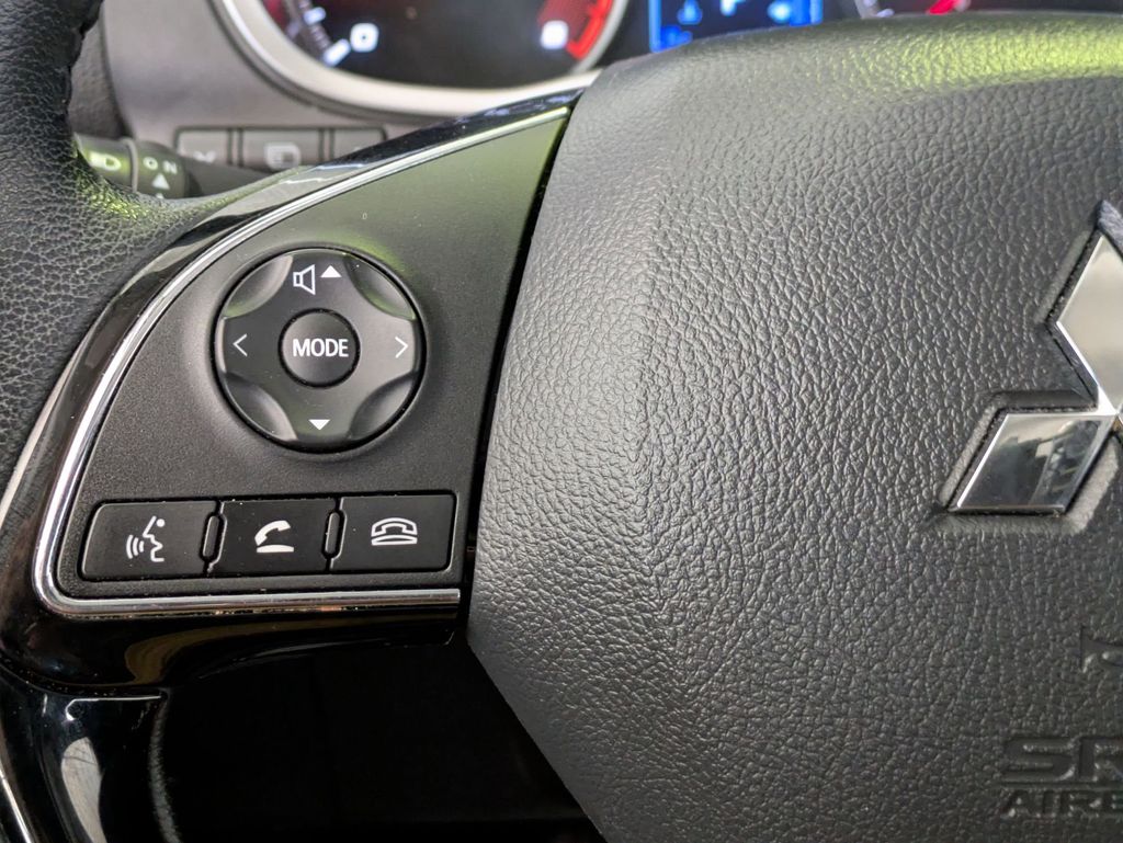 Thumbnail: 2025 Mitsubishi Eclipse Cross - 20