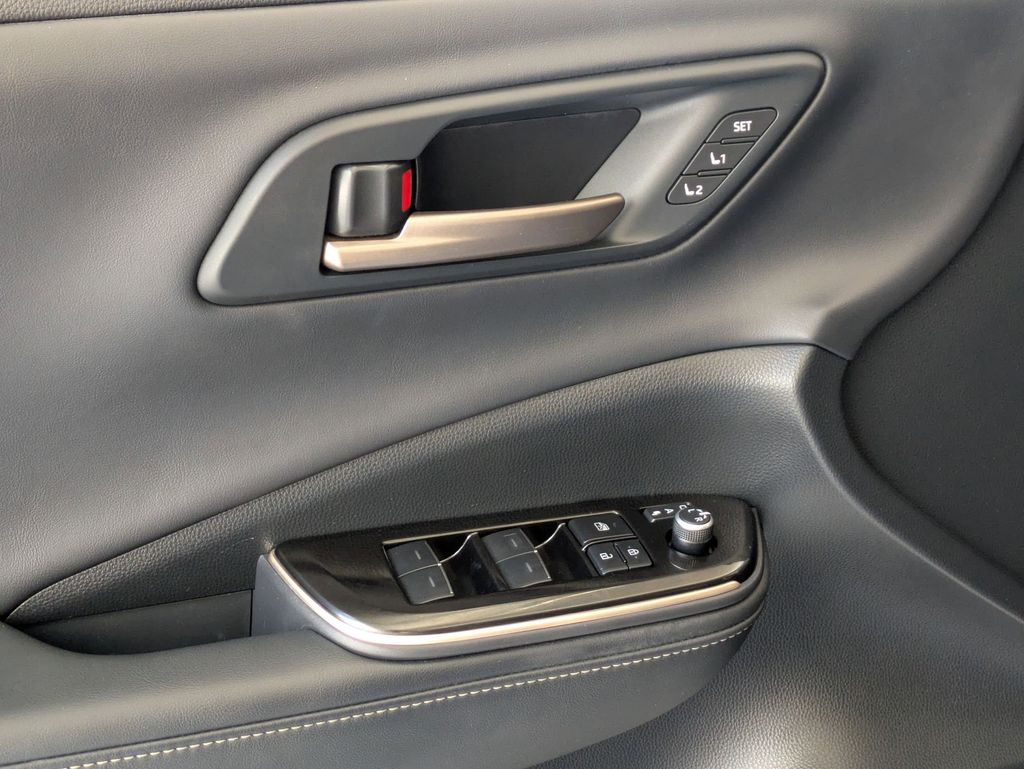 Thumbnail: 2024 Toyota Crown - 13