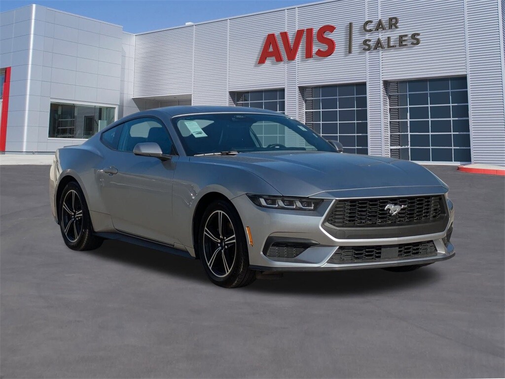 2024 Ford Mustang EcoBoost Premium photo 3