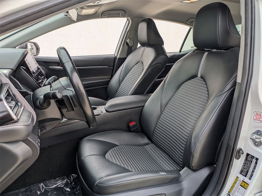 Thumbnail: 2023 Toyota Camry - 23