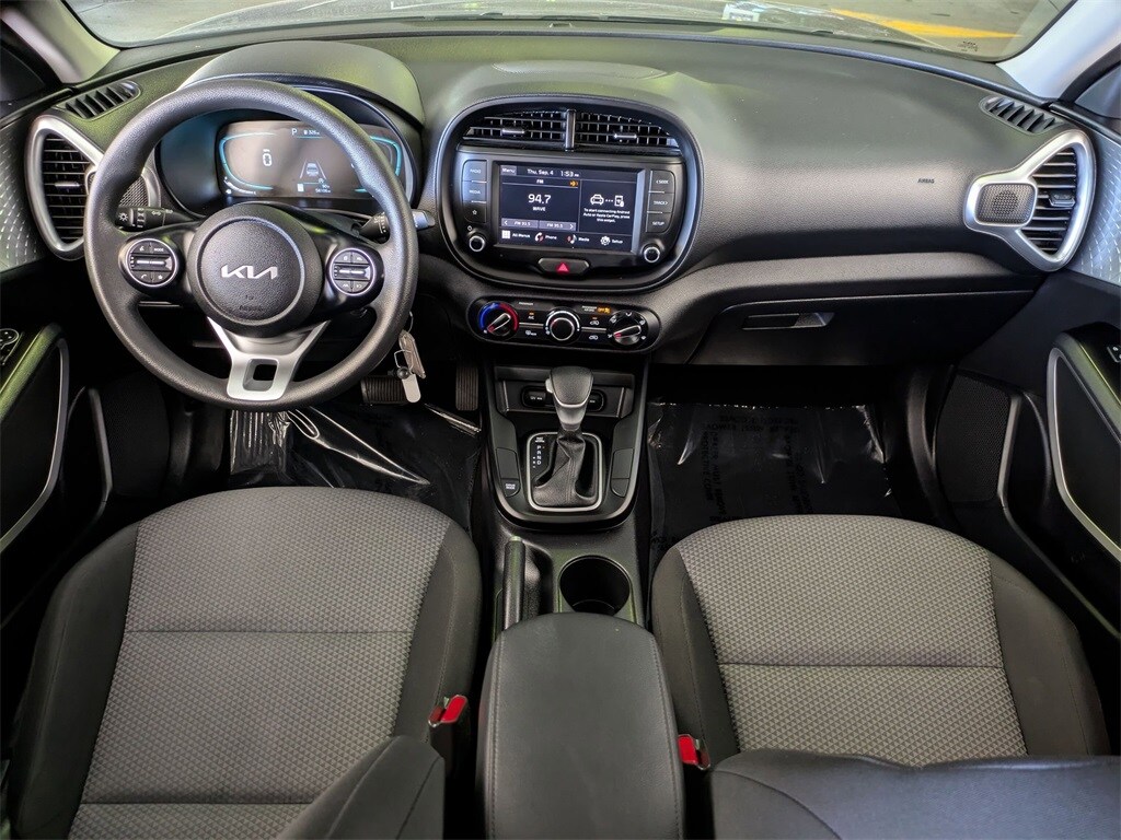 Thumbnail: 2023 Kia Soul - 25