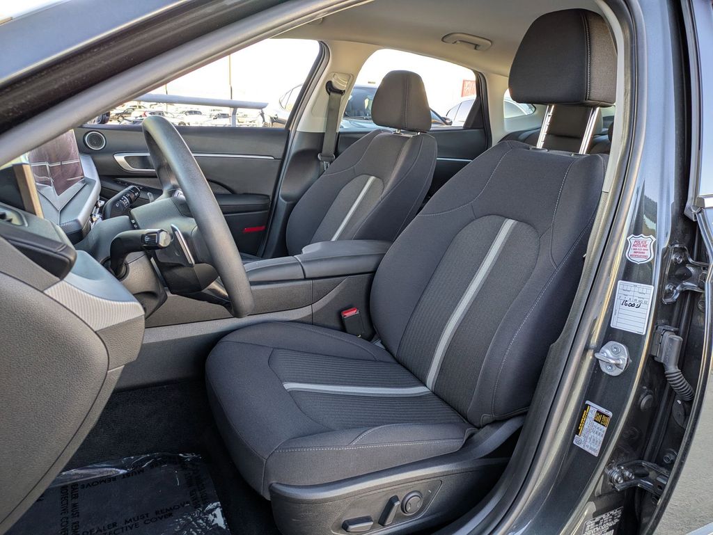 Thumbnail: 2025 Hyundai Sonata - 23