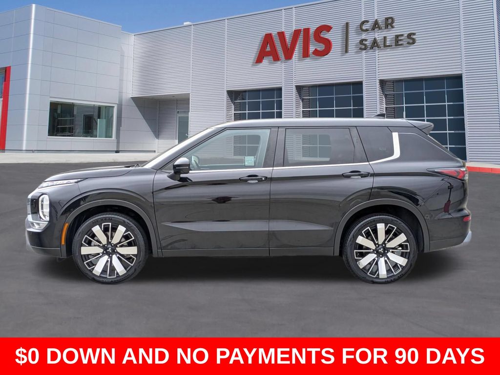 Thumbnail: 2025 Mitsubishi Outlander - 2