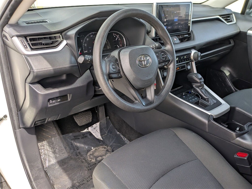 Thumbnail: 2024 Toyota RAV4 - 14