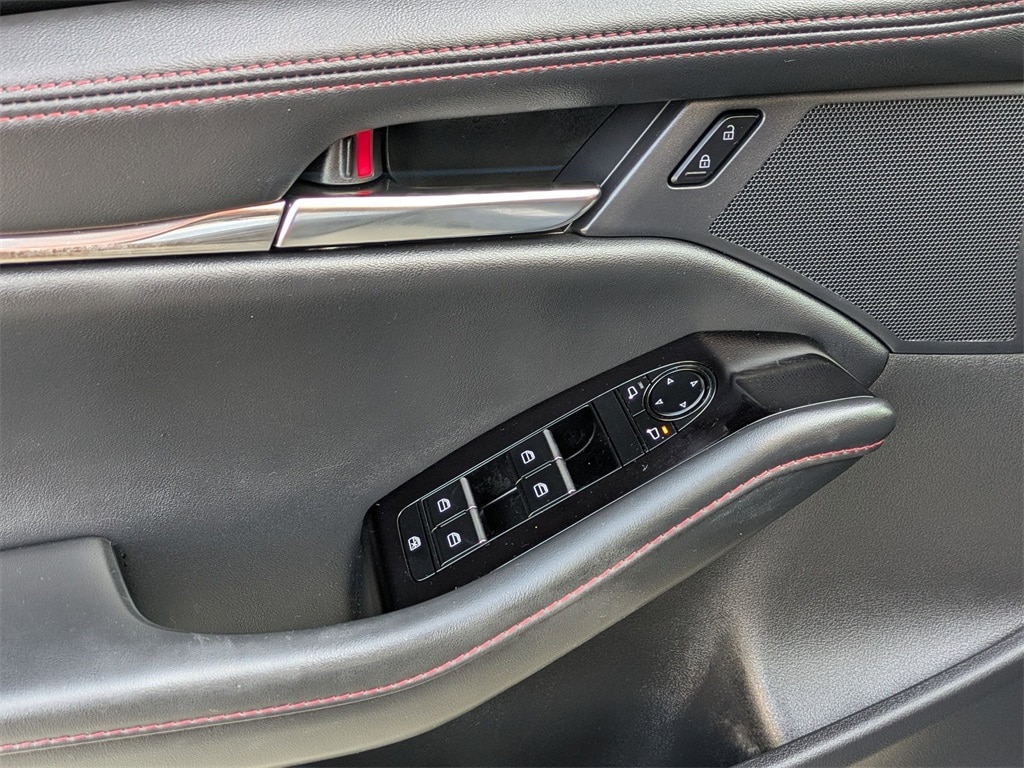 Thumbnail: 2025 Mazda Mazda3 - 13