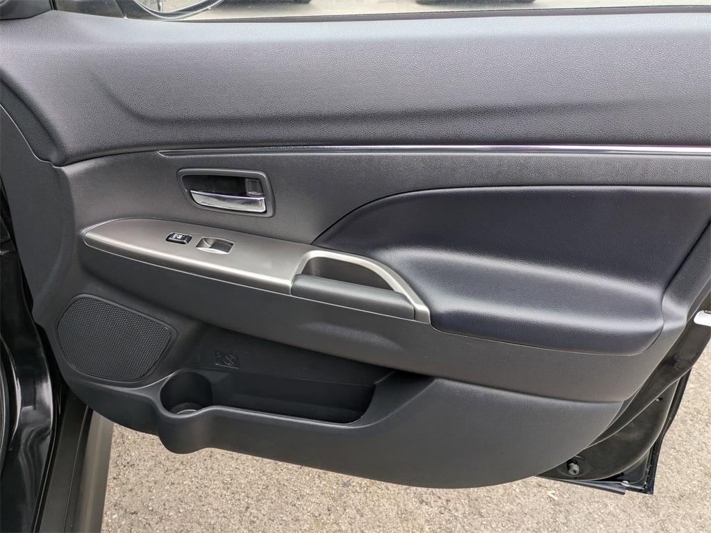 Thumbnail: 2025 Mitsubishi Outlander Sport - 34